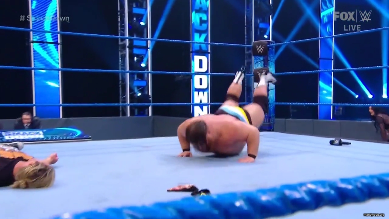 WWE_Friday_Night_SmackDown_2020_04_17_720p_HDTV_x264-NWCHD_mp40436.jpg