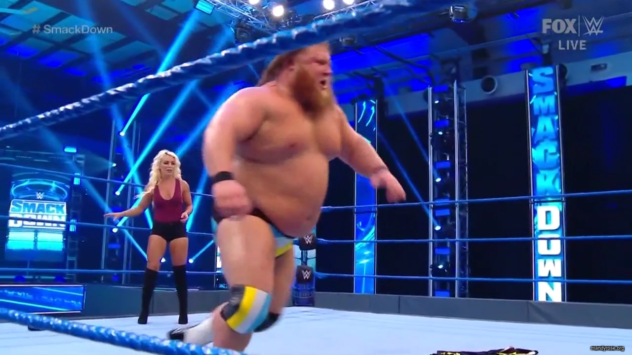 WWE_Friday_Night_SmackDown_2020_04_17_720p_HDTV_x264-NWCHD_mp40443.jpg