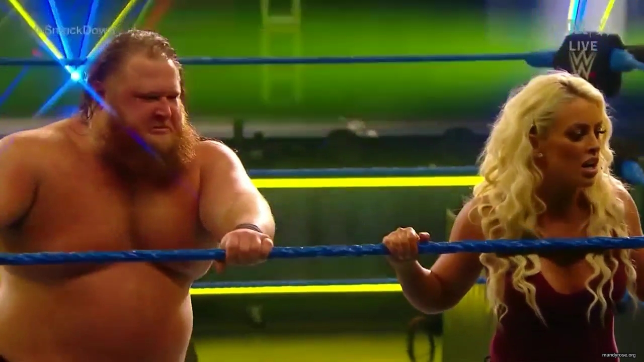 WWE_Friday_Night_SmackDown_2020_04_17_720p_HDTV_x264-NWCHD_mp40456.jpg
