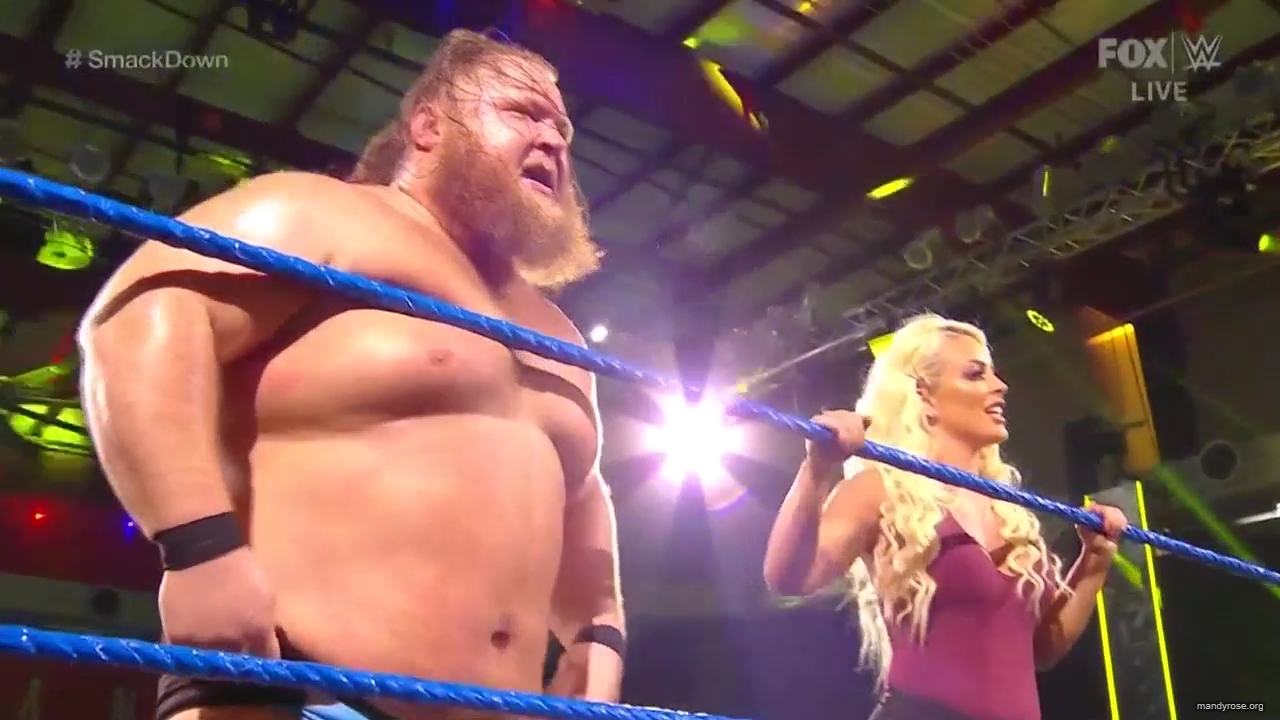 WWE_Friday_Night_SmackDown_2020_04_17_720p_HDTV_x264-NWCHD_mp40469.jpg