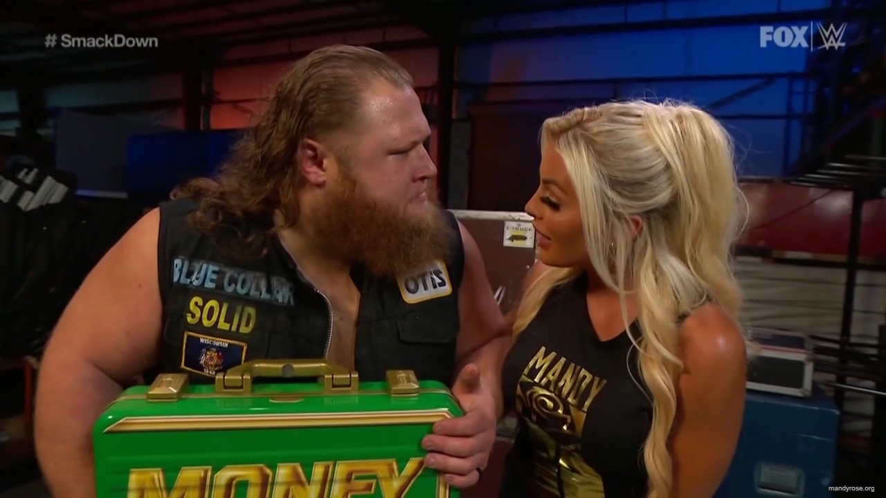 WWE_Friday_Night_SmackDown_2020_05_15_720p_HDTV_x264-NWCHD_mp40007.jpg