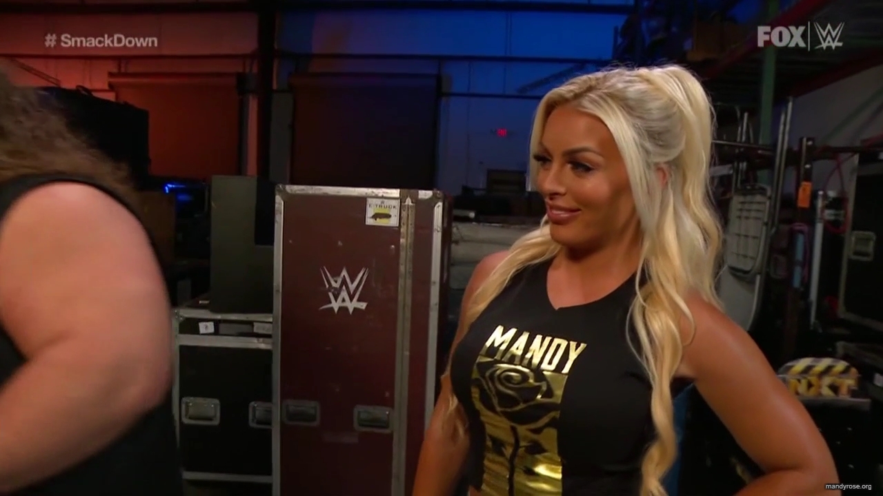 WWE_Friday_Night_SmackDown_2020_05_15_720p_HDTV_x264-NWCHD_mp40027.jpg