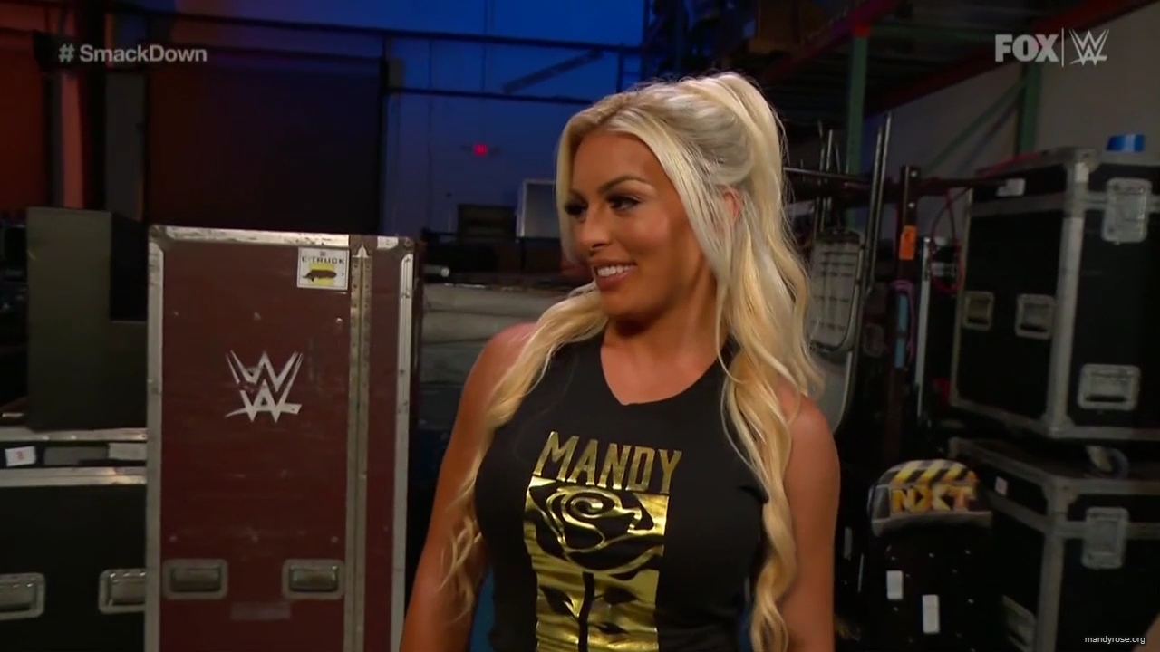 WWE_Friday_Night_SmackDown_2020_05_15_720p_HDTV_x264-NWCHD_mp40033.jpg