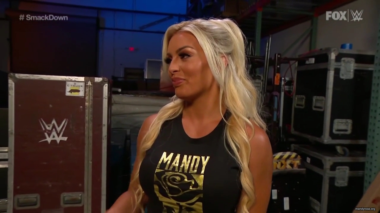 WWE_Friday_Night_SmackDown_2020_05_15_720p_HDTV_x264-NWCHD_mp40034.jpg