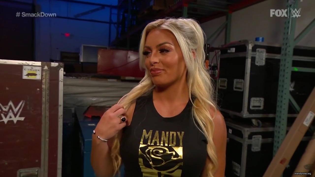 WWE_Friday_Night_SmackDown_2020_05_15_720p_HDTV_x264-NWCHD_mp40035.jpg