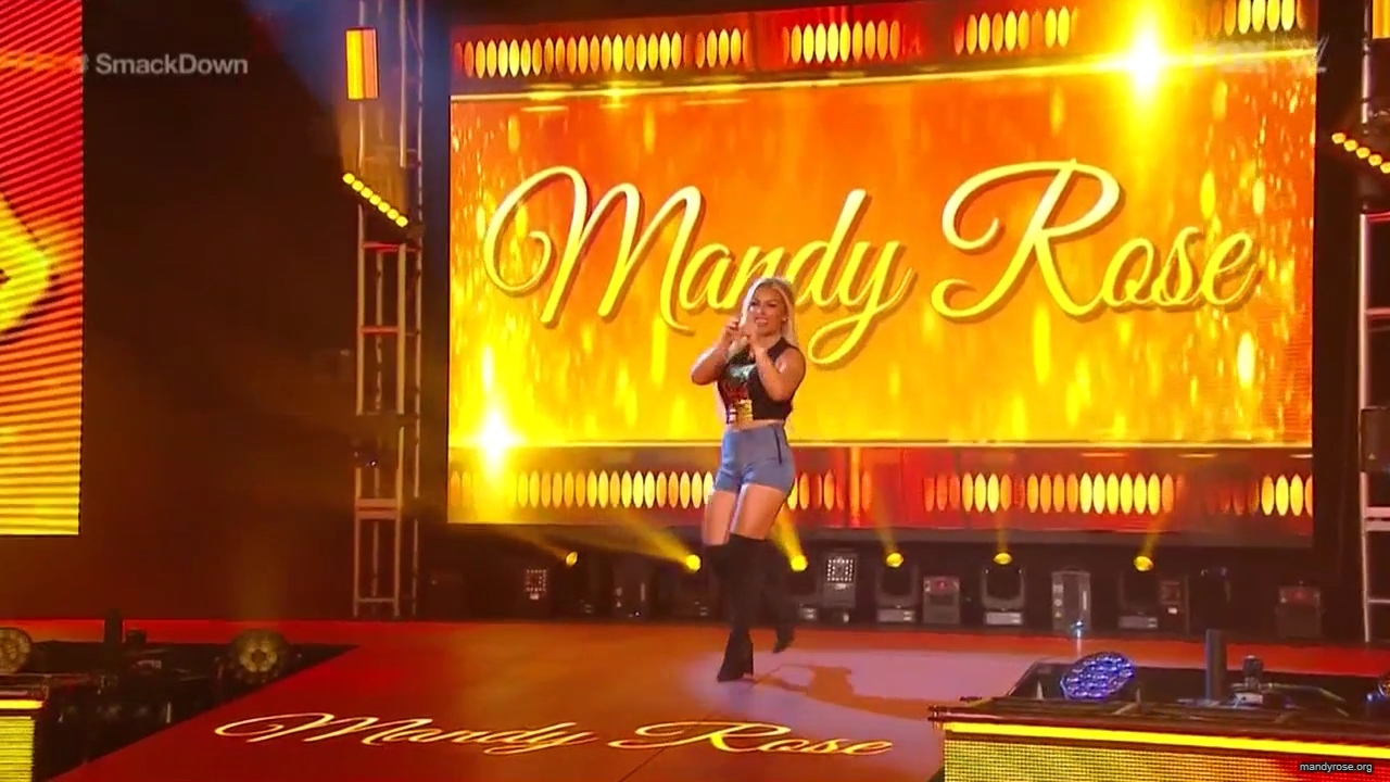 WWE_Friday_Night_SmackDown_2020_05_15_720p_HDTV_x264-NWCHD_mp40044.jpg