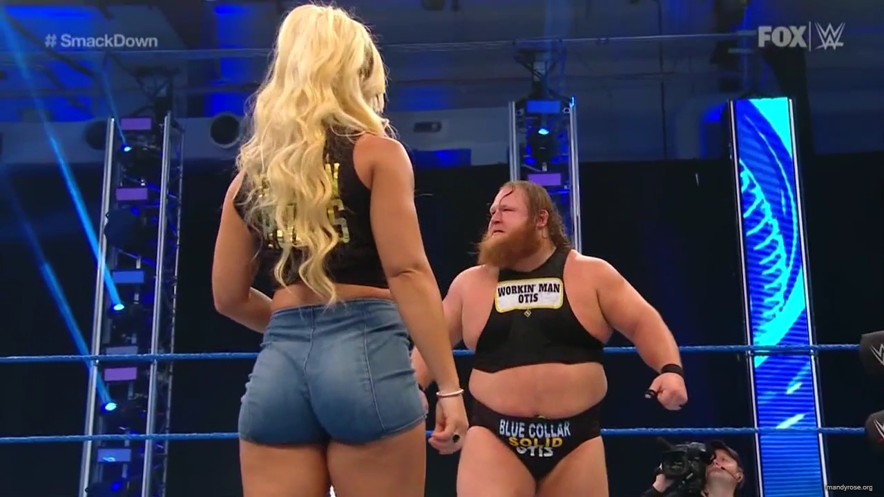 WWE_Friday_Night_SmackDown_2020_05_15_720p_HDTV_x264-NWCHD_mp40082.jpg