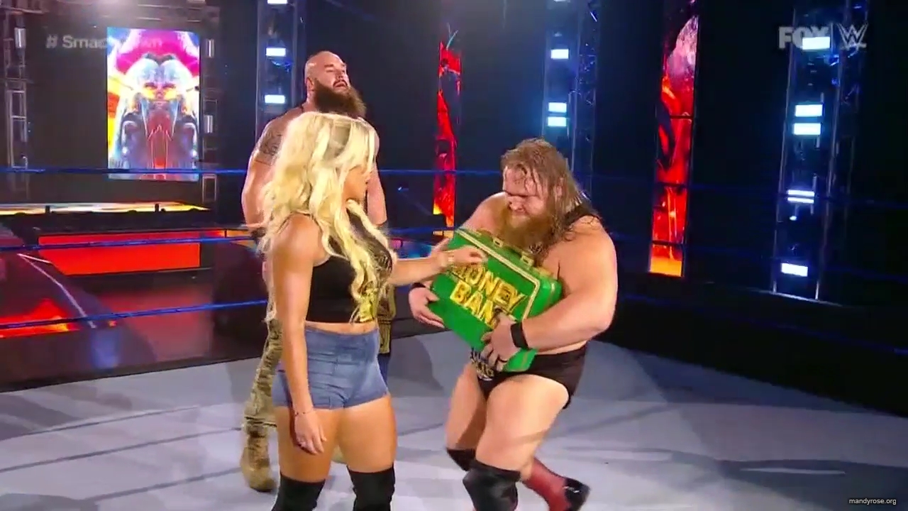 WWE_Friday_Night_SmackDown_2020_05_15_720p_HDTV_x264-NWCHD_mp40094.jpg