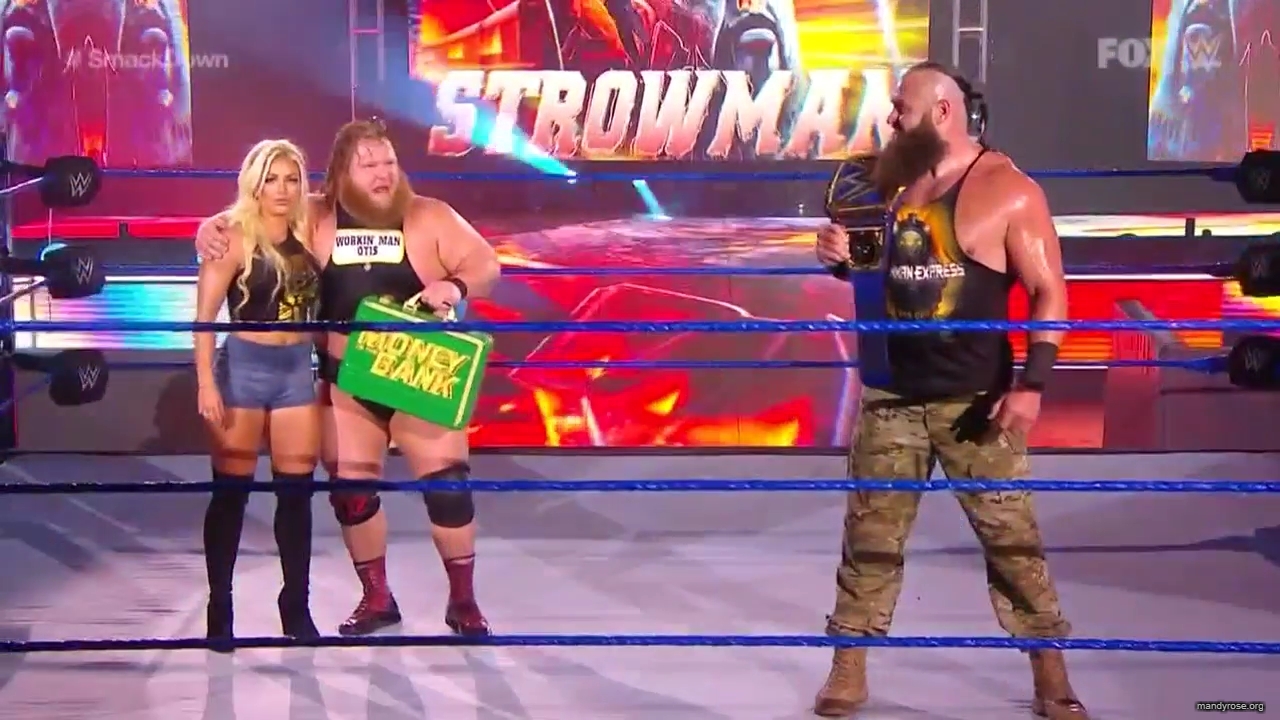 WWE_Friday_Night_SmackDown_2020_05_15_720p_HDTV_x264-NWCHD_mp40105.jpg