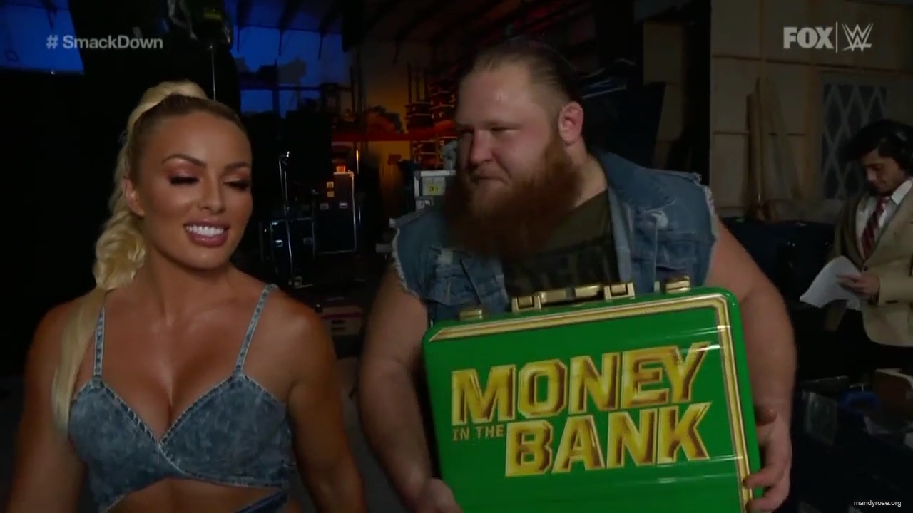 WWE_Friday_Night_SmackDown_2020_06_05_720p_HDTV_x264-NWCHD_mp40022.jpg