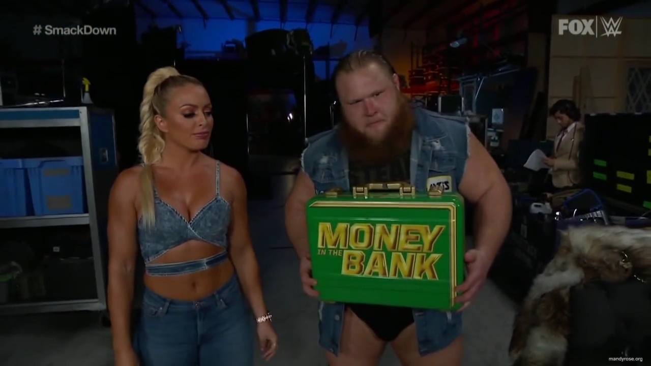 WWE_Friday_Night_SmackDown_2020_06_05_720p_HDTV_x264-NWCHD_mp40026.jpg