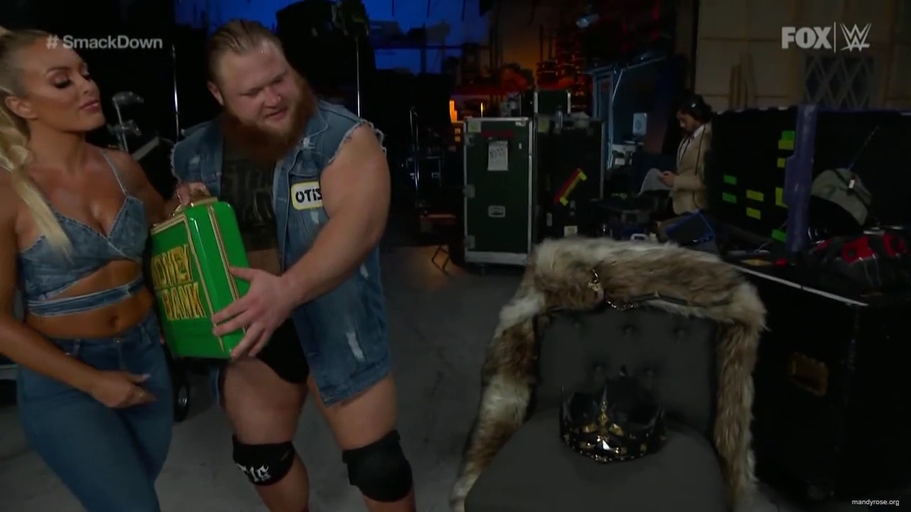 WWE_Friday_Night_SmackDown_2020_06_05_720p_HDTV_x264-NWCHD_mp40032.jpg
