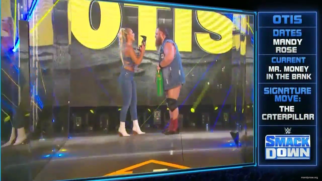 WWE_Friday_Night_SmackDown_2020_06_05_720p_HDTV_x264-NWCHD_mp40067.jpg