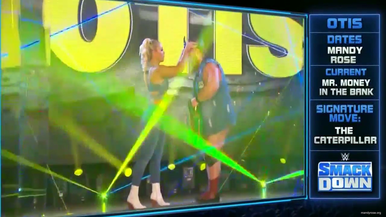 WWE_Friday_Night_SmackDown_2020_06_05_720p_HDTV_x264-NWCHD_mp40076.jpg