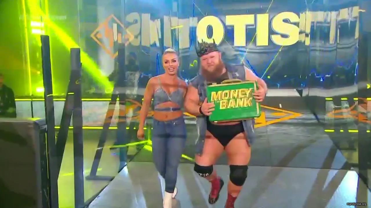 WWE_Friday_Night_SmackDown_2020_06_05_720p_HDTV_x264-NWCHD_mp40092.jpg