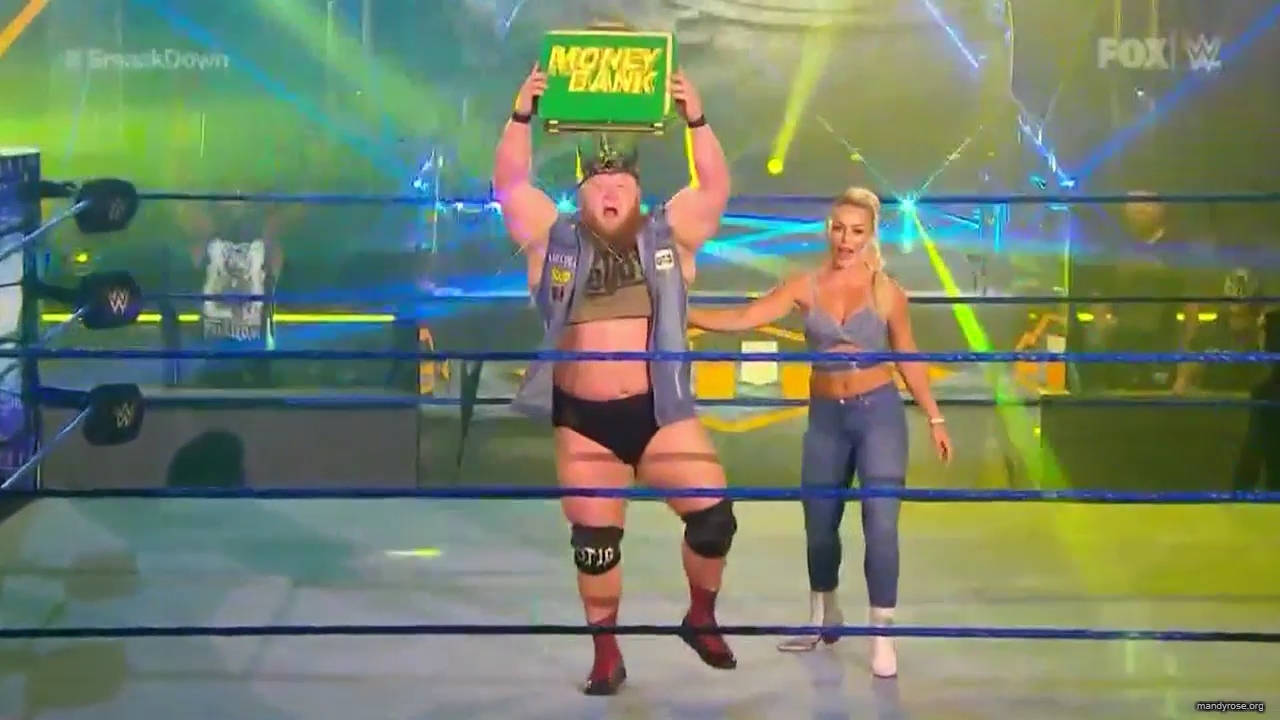WWE_Friday_Night_SmackDown_2020_06_05_720p_HDTV_x264-NWCHD_mp40112.jpg