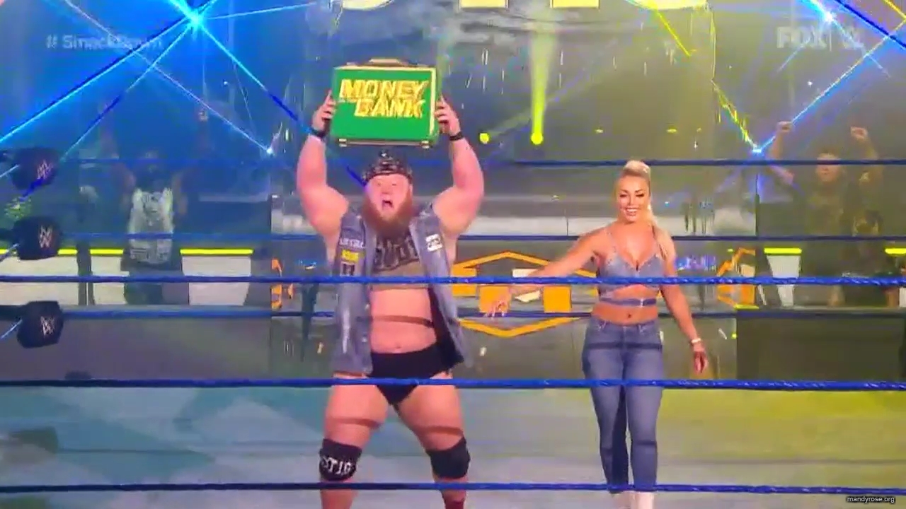 WWE_Friday_Night_SmackDown_2020_06_05_720p_HDTV_x264-NWCHD_mp40113.jpg
