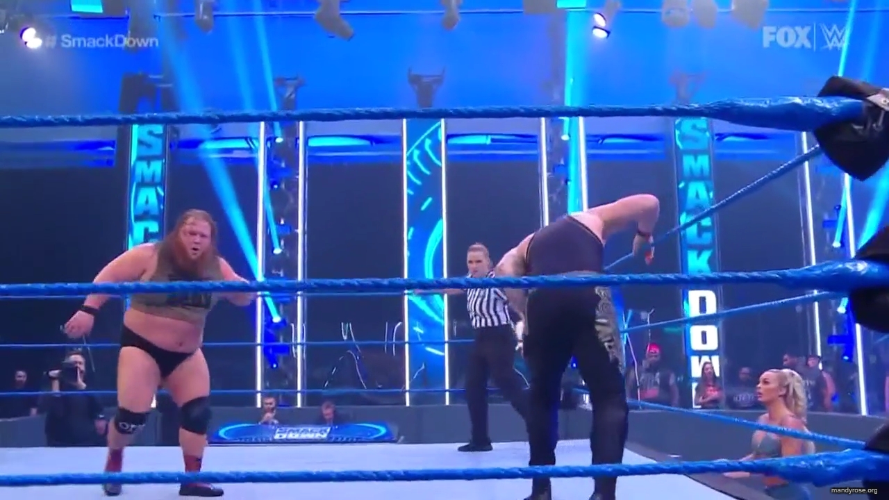 WWE_Friday_Night_SmackDown_2020_06_05_720p_HDTV_x264-NWCHD_mp40135.jpg