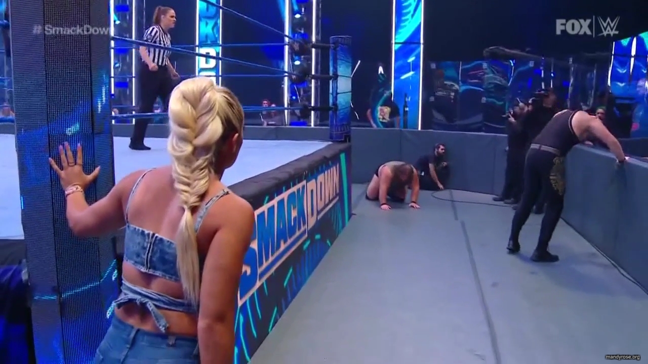 WWE_Friday_Night_SmackDown_2020_06_05_720p_HDTV_x264-NWCHD_mp40169.jpg