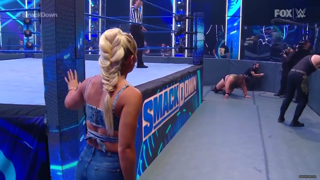 WWE_Friday_Night_SmackDown_2020_06_05_720p_HDTV_x264-NWCHD_mp40170.jpg