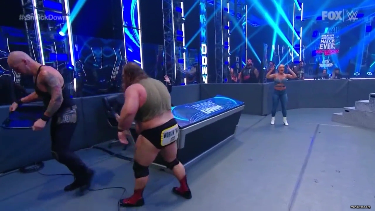 WWE_Friday_Night_SmackDown_2020_06_05_720p_HDTV_x264-NWCHD_mp40354.jpg