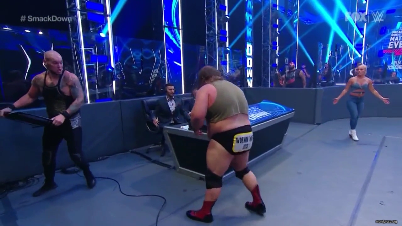 WWE_Friday_Night_SmackDown_2020_06_05_720p_HDTV_x264-NWCHD_mp40355.jpg