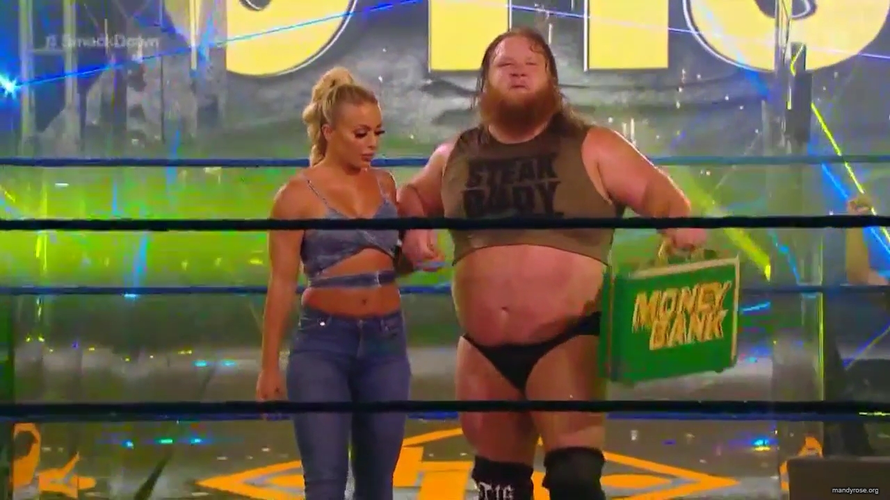 WWE_Friday_Night_SmackDown_2020_06_05_720p_HDTV_x264-NWCHD_mp40397.jpg