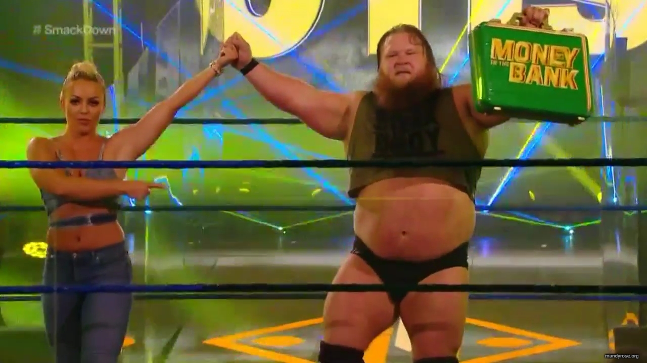 WWE_Friday_Night_SmackDown_2020_06_05_720p_HDTV_x264-NWCHD_mp40399.jpg
