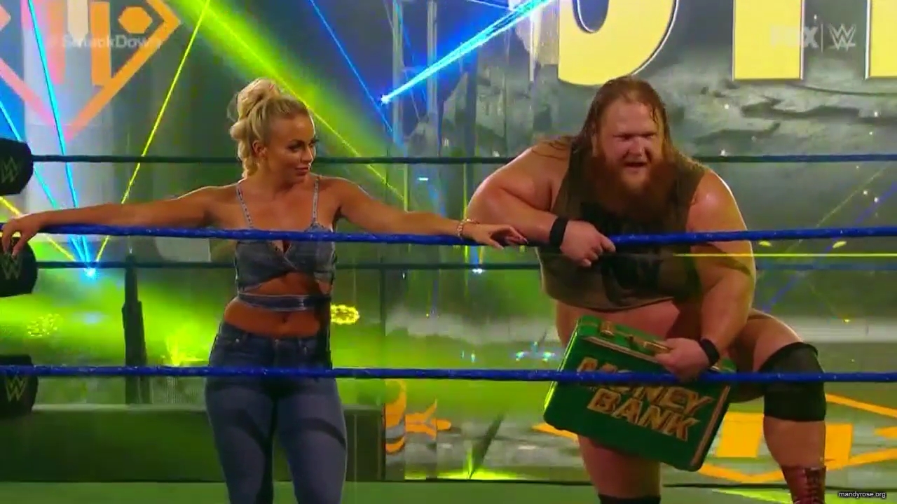 WWE_Friday_Night_SmackDown_2020_06_05_720p_HDTV_x264-NWCHD_mp40405.jpg
