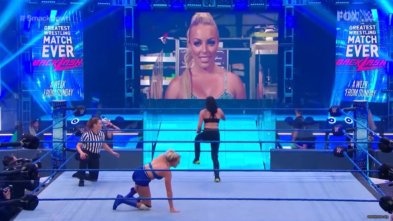 WWE_Friday_Night_SmackDown_2020_06_05_720p_HDTV_x264-NWCHD_mp40422.jpg