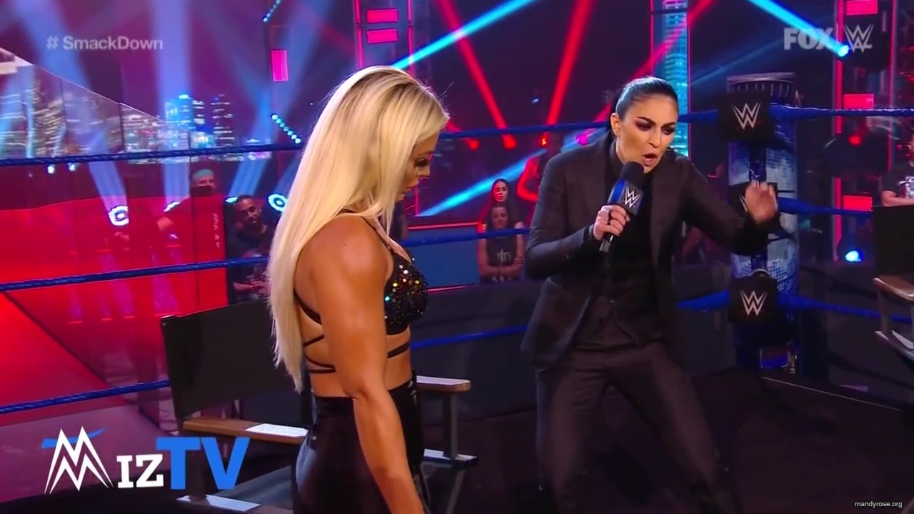 WWE_Friday_Night_SmackDown_2020_06_19_720p_HDTV_x264-NWCHD_mp40156.jpg