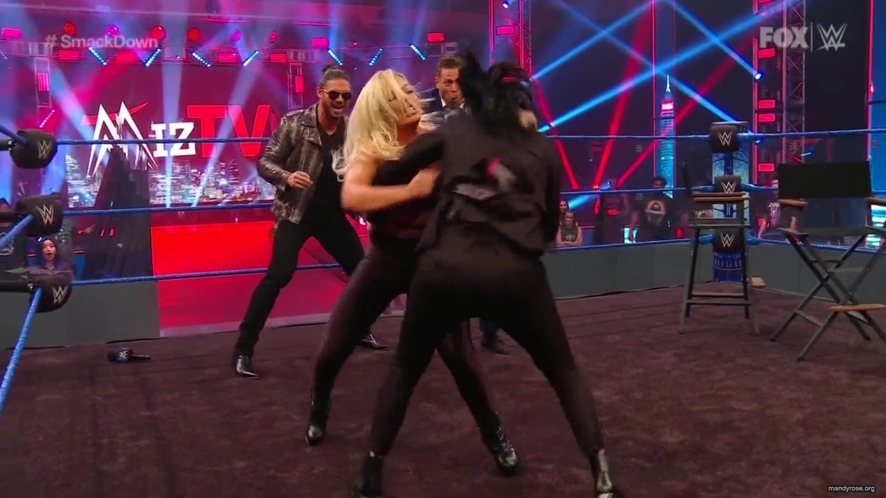 WWE_Friday_Night_SmackDown_2020_06_19_720p_HDTV_x264-NWCHD_mp40367.jpg