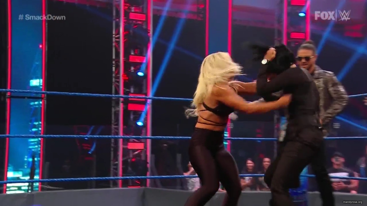 WWE_Friday_Night_SmackDown_2020_06_19_720p_HDTV_x264-NWCHD_mp40380.jpg
