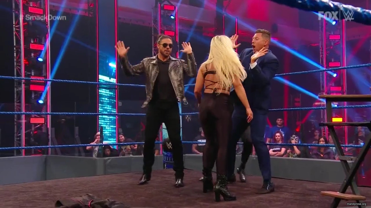 WWE_Friday_Night_SmackDown_2020_06_19_720p_HDTV_x264-NWCHD_mp40386.jpg