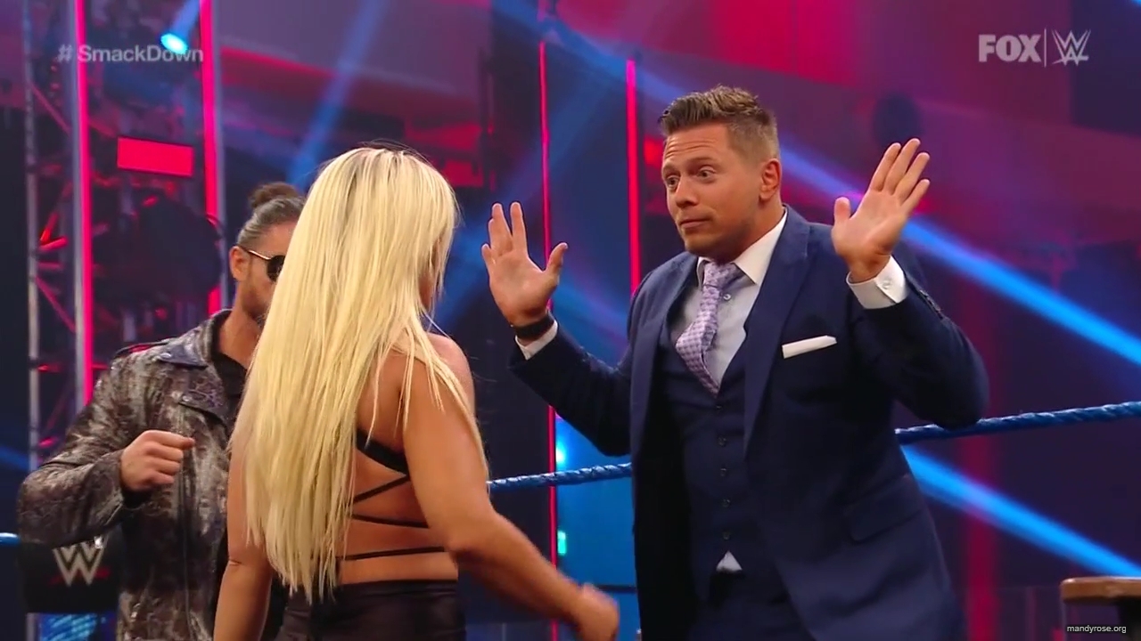 WWE_Friday_Night_SmackDown_2020_06_19_720p_HDTV_x264-NWCHD_mp40393.jpg