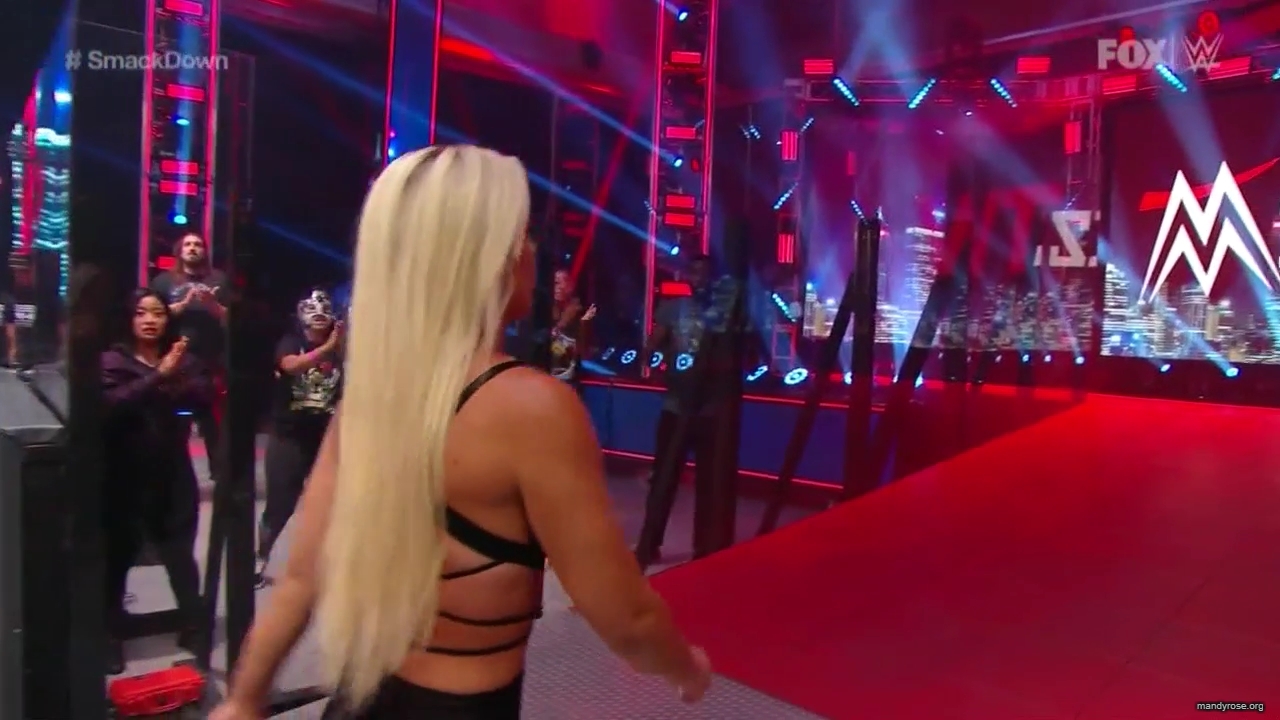 WWE_Friday_Night_SmackDown_2020_06_19_720p_HDTV_x264-NWCHD_mp40409.jpg