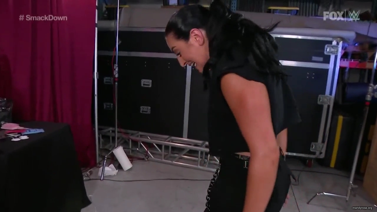 WWE_Friday_Night_SmackDown_2020_07_31_720p_HDTV_x264-NWCHD_mp40150.jpg