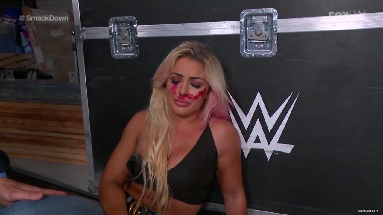 WWE_Friday_Night_SmackDown_2020_07_31_720p_HDTV_x264-NWCHD_mp40273.jpg