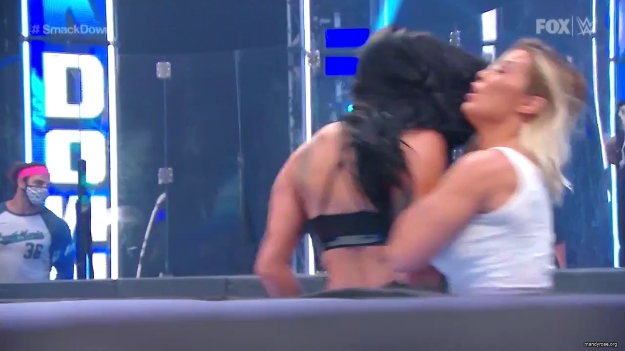 WWE_Friday_Night_SmackDown_2020_08_07_720p_HDTV_x264-NWCHD_mp40034.jpg