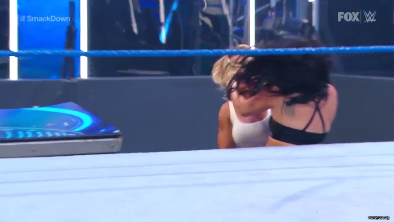 WWE_Friday_Night_SmackDown_2020_08_07_720p_HDTV_x264-NWCHD_mp40041.jpg