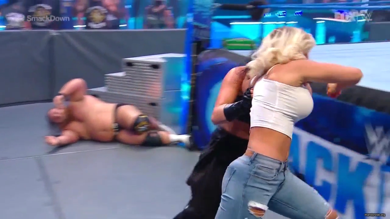 WWE_Friday_Night_SmackDown_2020_08_07_720p_HDTV_x264-NWCHD_mp40048.jpg