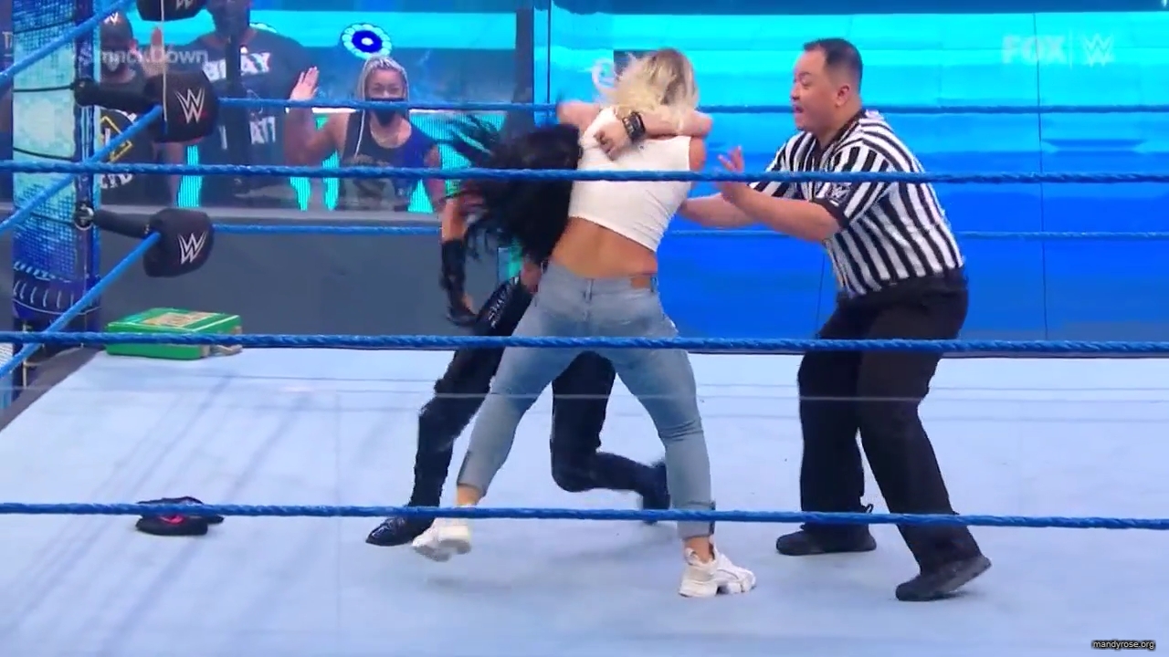 WWE_Friday_Night_SmackDown_2020_08_07_720p_HDTV_x264-NWCHD_mp40057.jpg