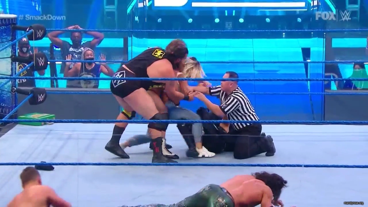 WWE_Friday_Night_SmackDown_2020_08_07_720p_HDTV_x264-NWCHD_mp40072.jpg