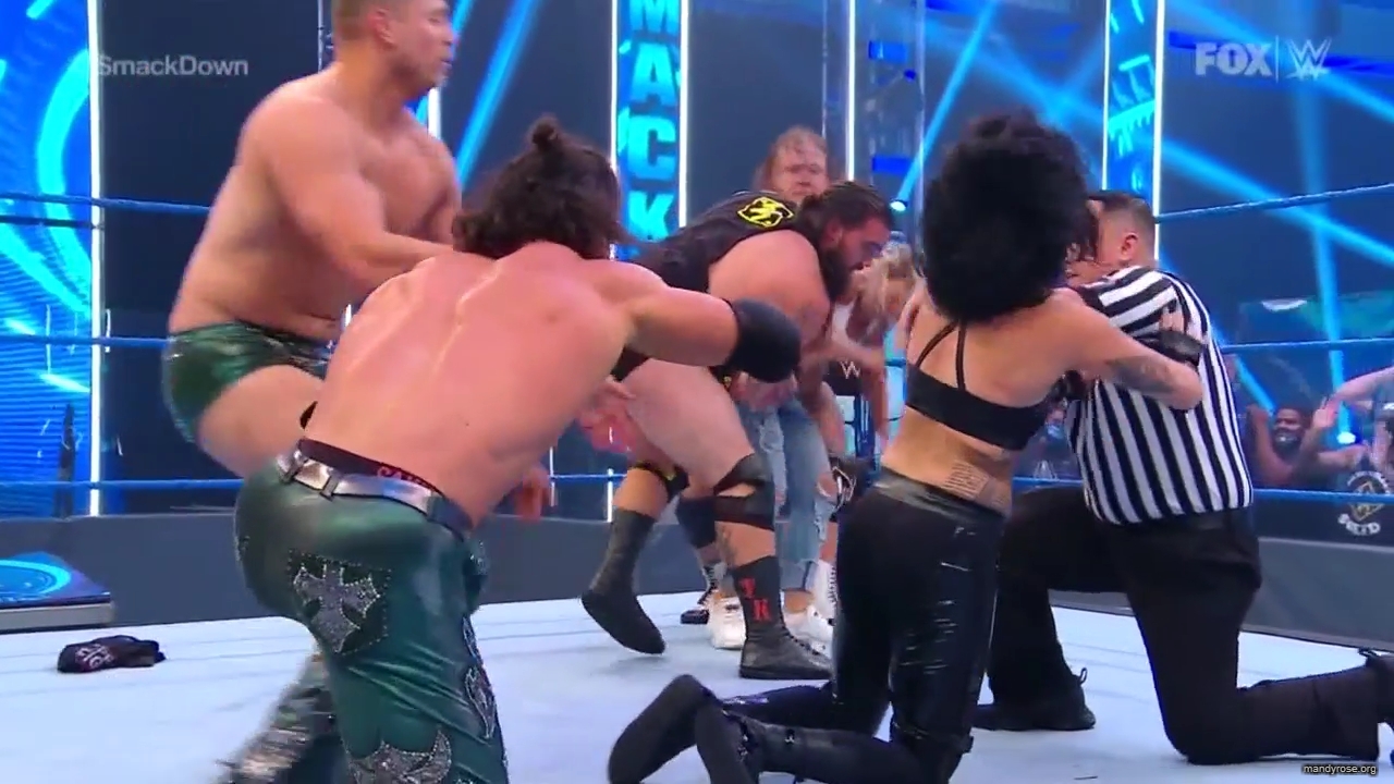 WWE_Friday_Night_SmackDown_2020_08_07_720p_HDTV_x264-NWCHD_mp40075.jpg