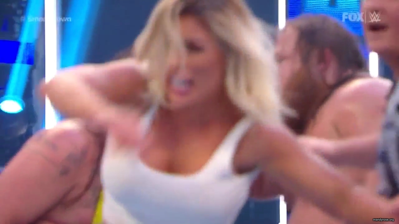WWE_Friday_Night_SmackDown_2020_08_07_720p_HDTV_x264-NWCHD_mp40078.jpg