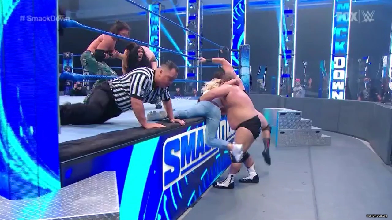 WWE_Friday_Night_SmackDown_2020_08_07_720p_HDTV_x264-NWCHD_mp40099.jpg