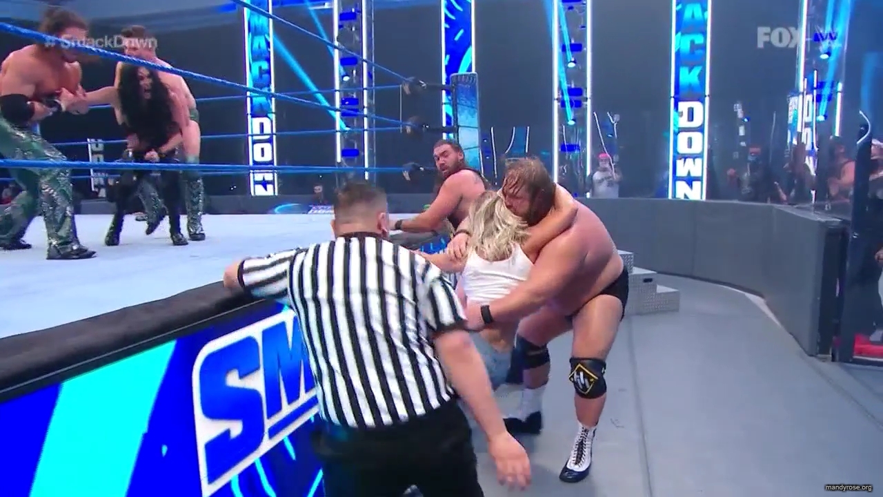 WWE_Friday_Night_SmackDown_2020_08_07_720p_HDTV_x264-NWCHD_mp40100.jpg