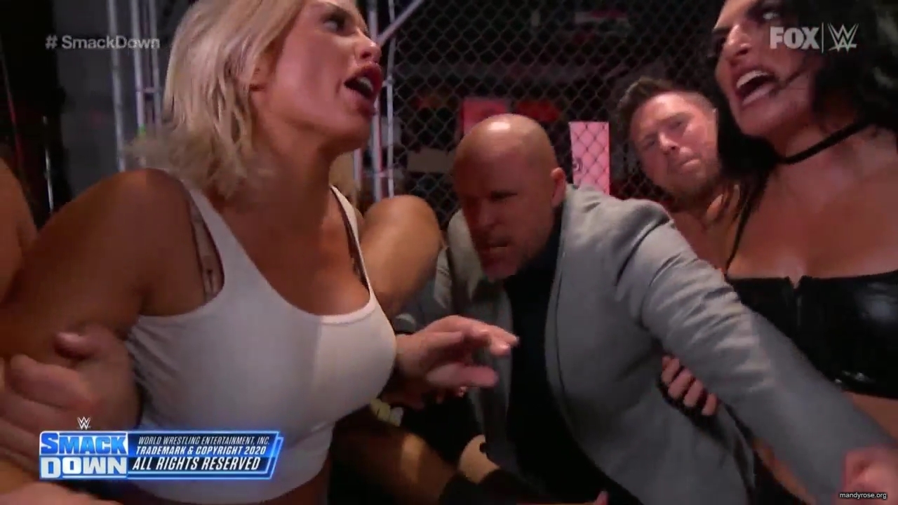 WWE_Friday_Night_SmackDown_2020_08_07_720p_HDTV_x264-NWCHD_mp40111.jpg