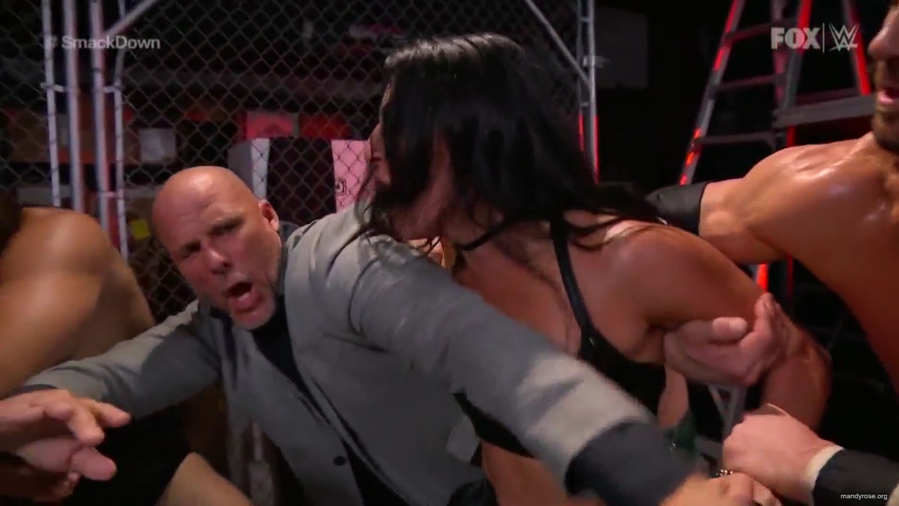 WWE_Friday_Night_SmackDown_2020_08_07_720p_HDTV_x264-NWCHD_mp40113.jpg
