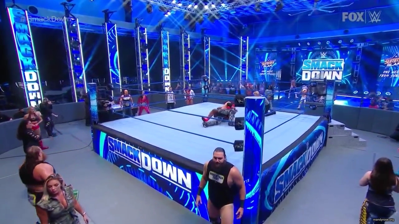 WWE_Friday_Night_SmackDown_2020_08_14_720p_HDTV_x264-NWCHD_mp40168.jpg